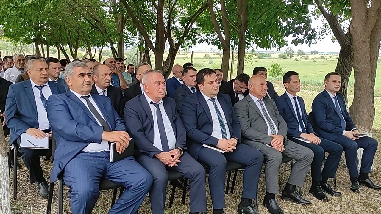 Seymur Orucov vətəndaşların səyyar qəbullarını davam etdirir - FOTOLAR